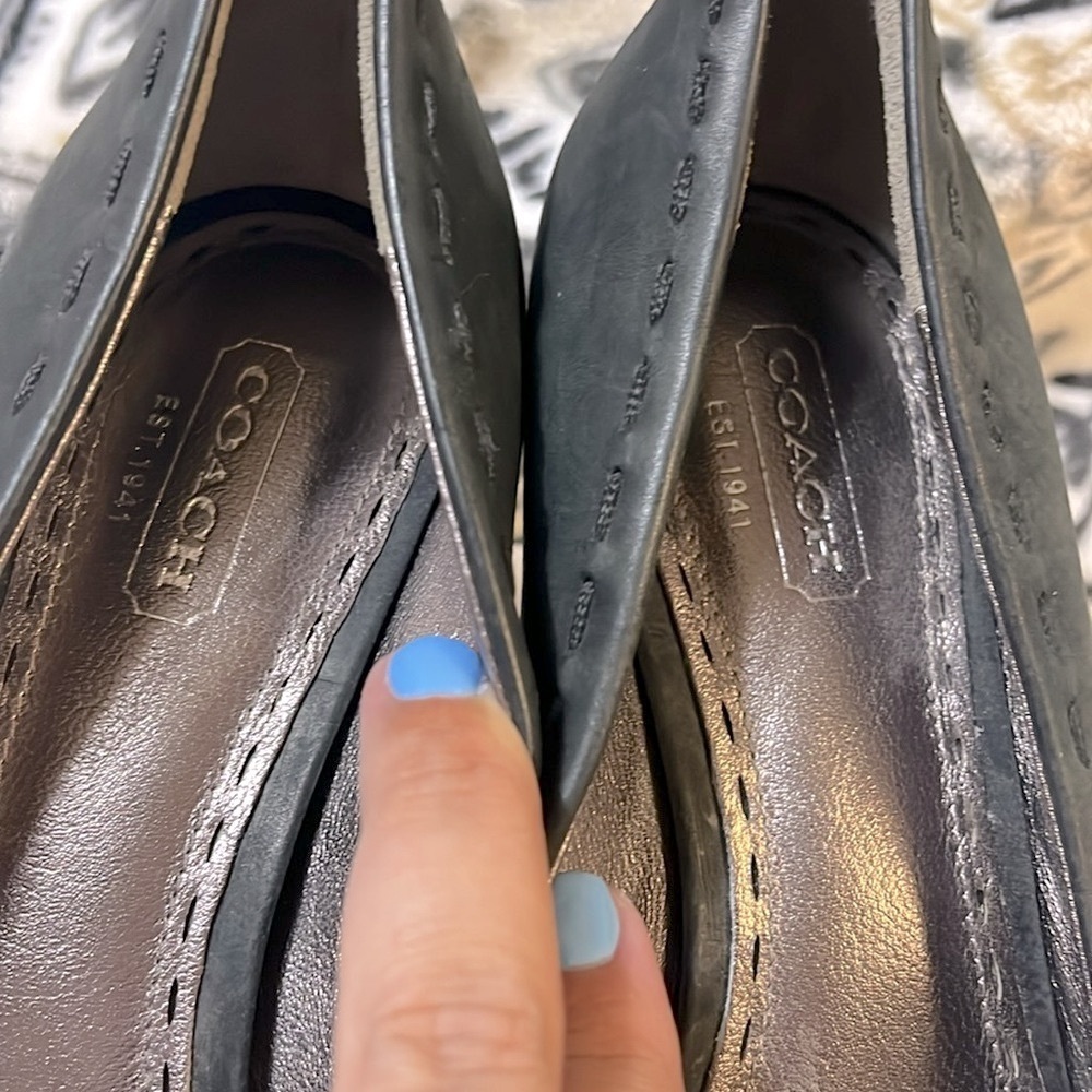 Coach Dinah Black Gray Leather Pumps Heels Buckle WhipStitch Women’s Size 8 B - Picture 5 of 14